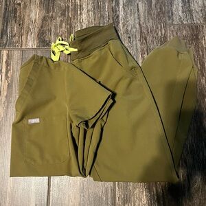 Figs Martini Olive Scrubs- Catarina/Zamora XXSP